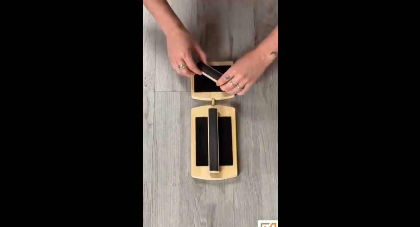 Carica il video: 